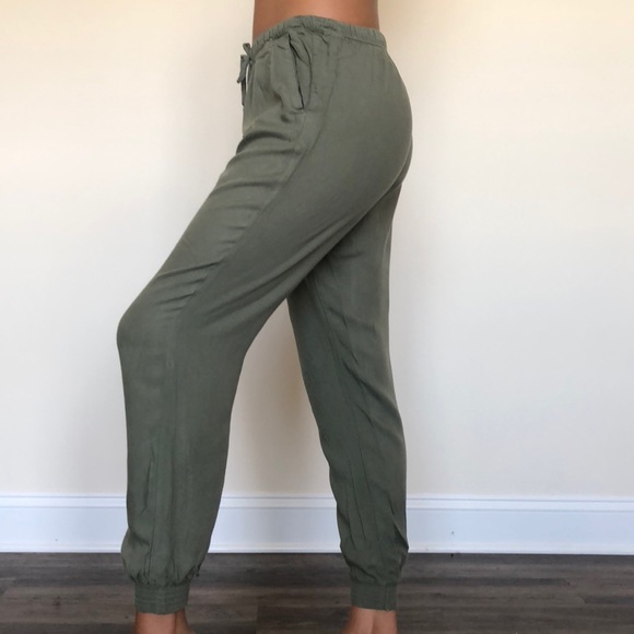 Abercrombie Pants - Picture 1 of 3